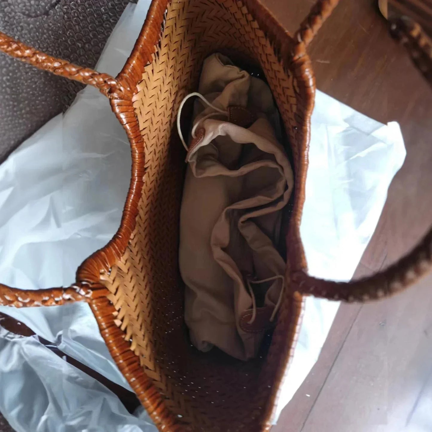 Bolso de Cuero Trenzado