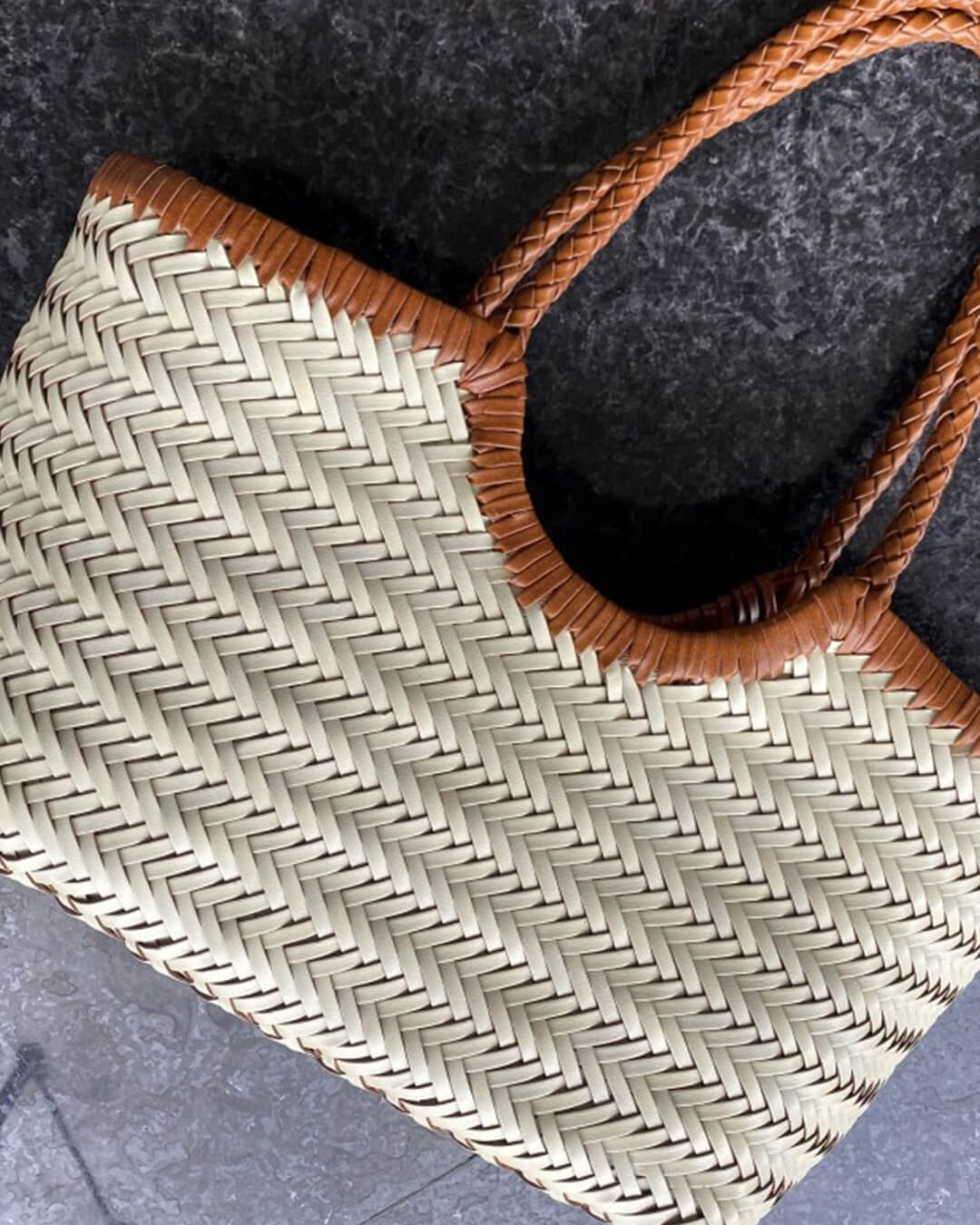 Bolso de Cuero Trenzado