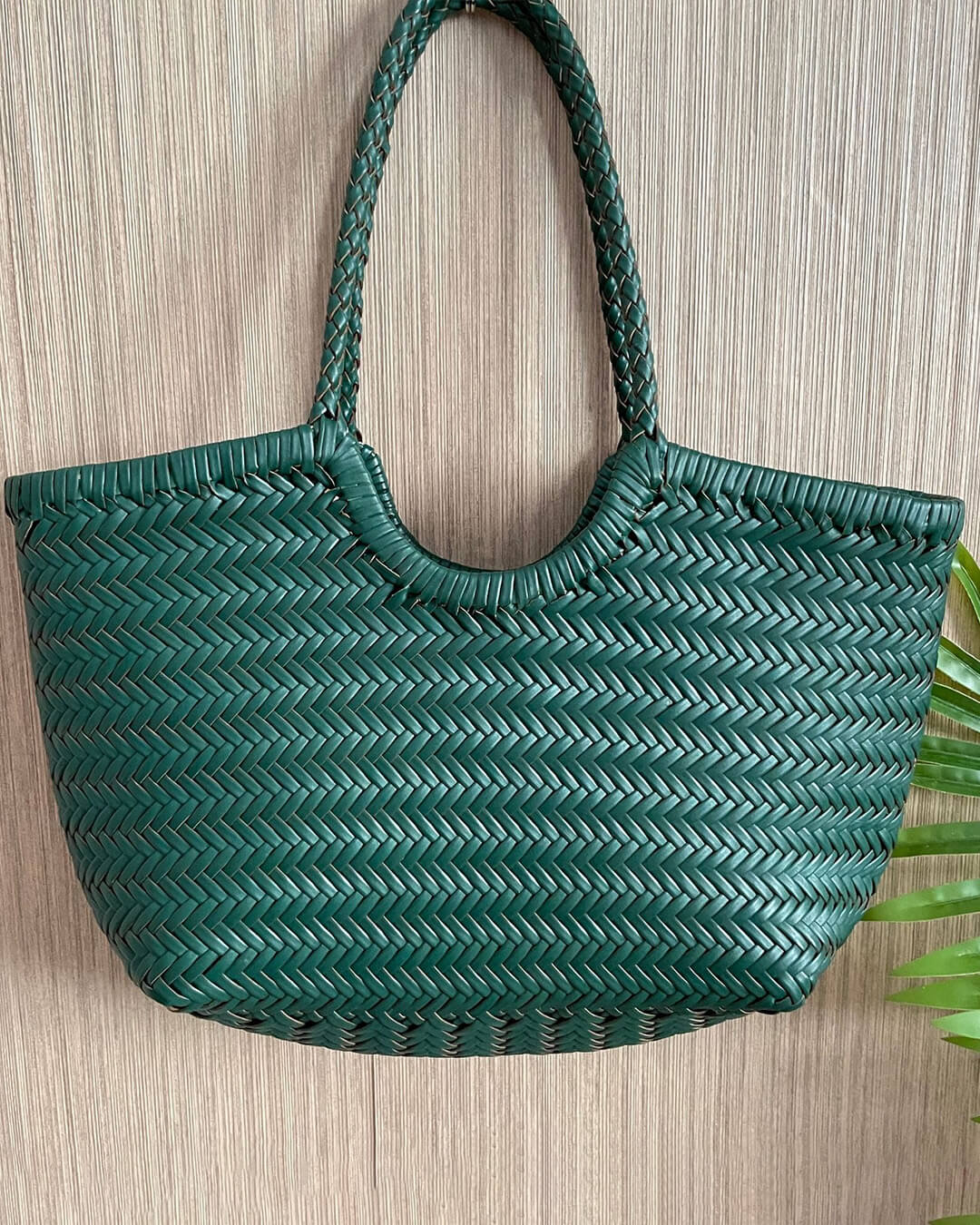 Bolso de Cuero Trenzado